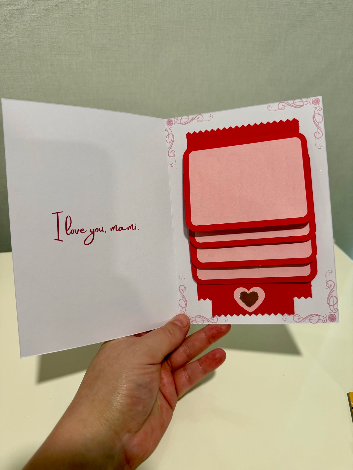 "Todo Lo Que Soy" Gold-Flecked Rose Waterfall Card